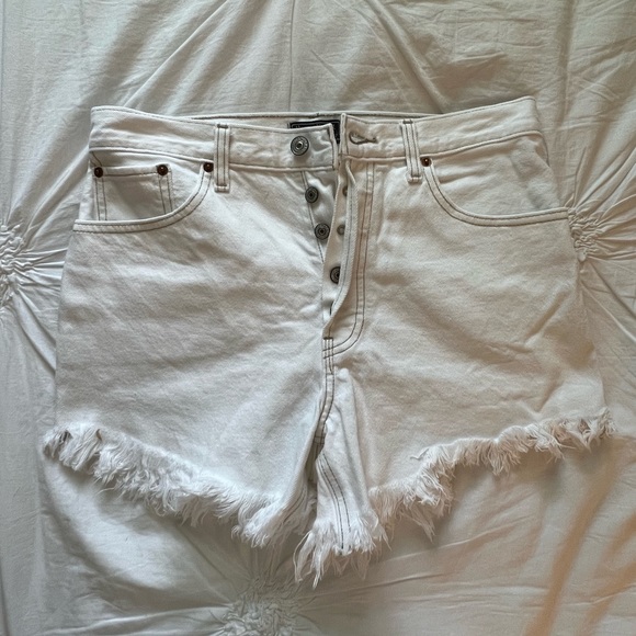Abercrombie High Rise 4 inch Denim Shorts - Picture 1 of 4